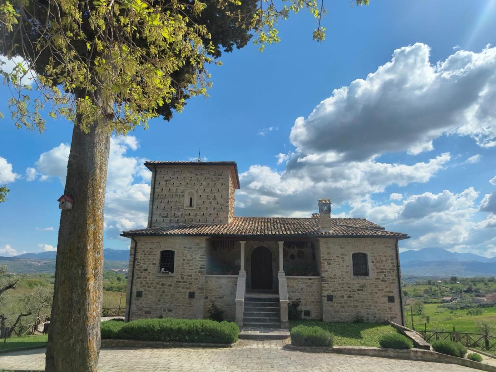 Agriturismo Torre Gialluise Gesualdo Exterior photo